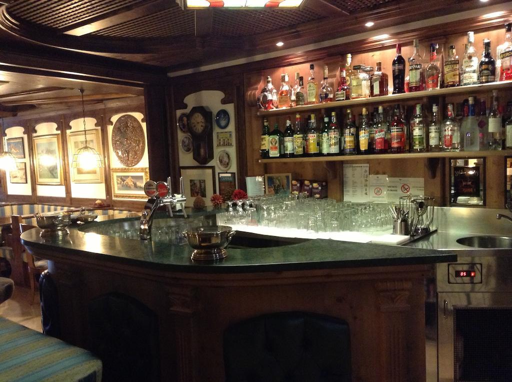 Hotel Ai Pini Vigo di Fassa Extérieur photo